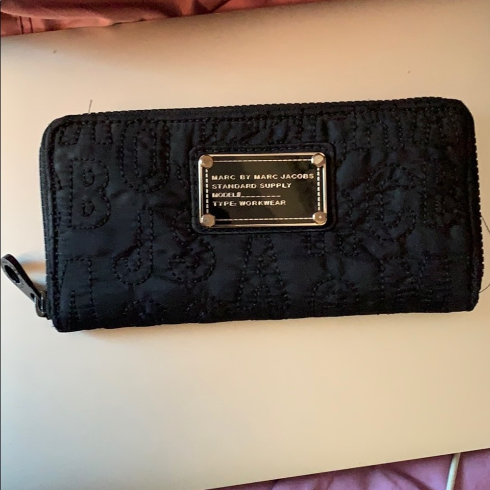 Marc Jacobs wallet